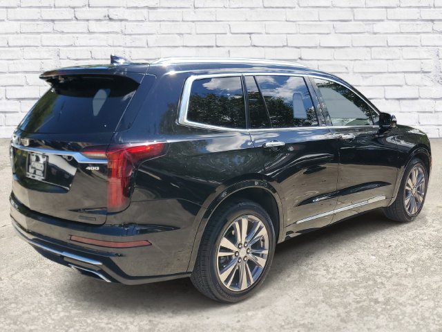 Certified 2022 Cadillac XT6 Premium Luxury w/ Technology Package FWD image 4