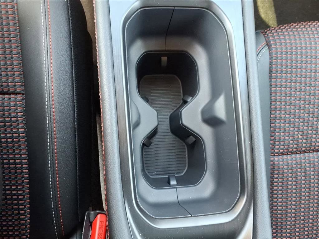 New 2026 Nissan Kicks SR w/ SR Premium Package image 14