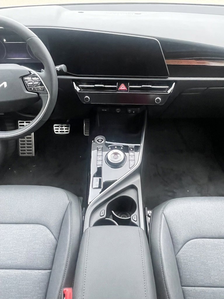 New 2024 Kia Niro Wave w/ Wave Preserve Package image 12