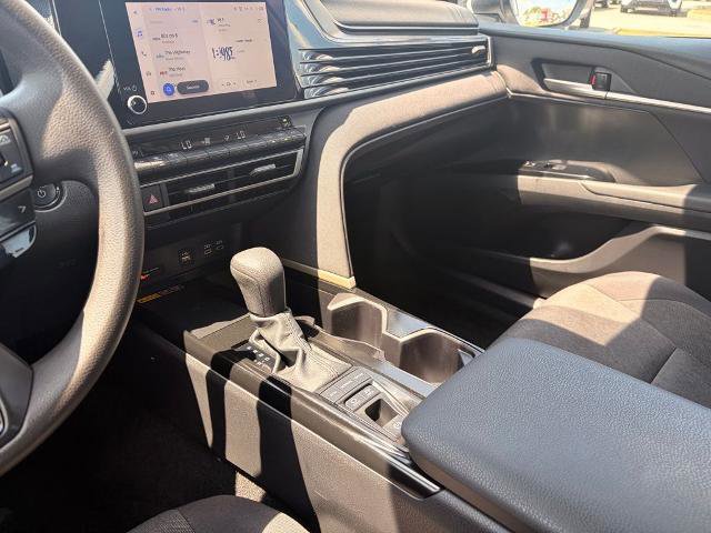 Used 2025 Toyota Camry LE image 23