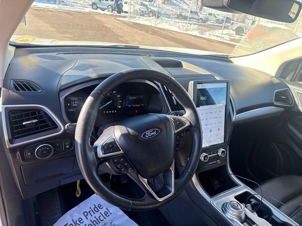 Certified 2022 Ford Edge SEL w/ Convenience Package image 13