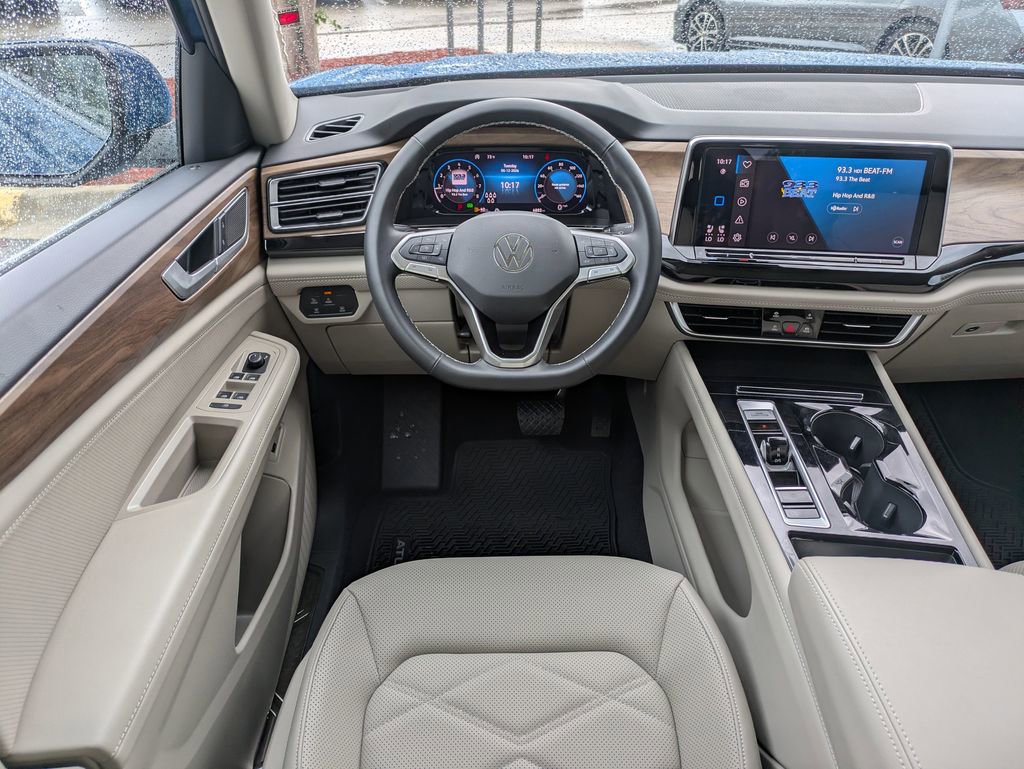 Certified 2026 Volkswagen Atlas SE w/ Panoramic Sunroof Package FWD image 21