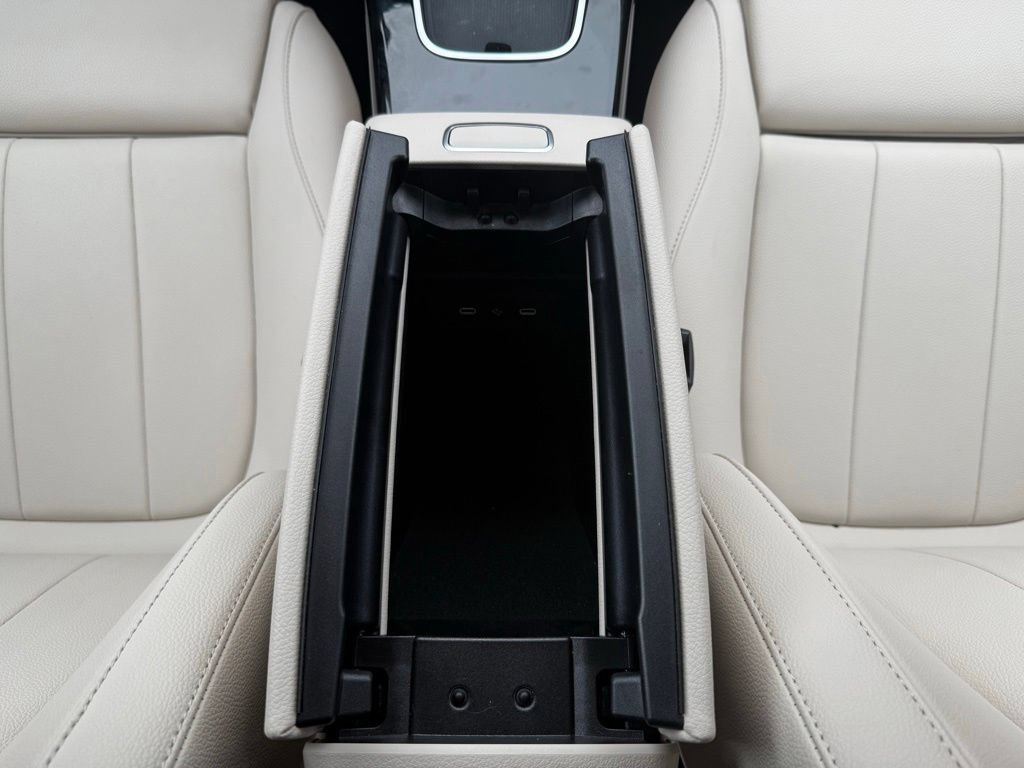 Used 2025 Mercedes-Benz CLA 250 4MATIC image 27