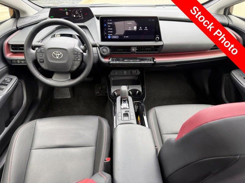 Used 2024 Toyota Prius Prime FWD image 13