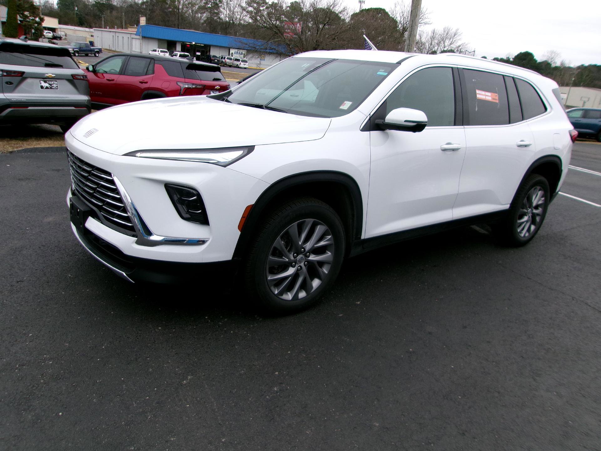 Used 2025 Buick Enclave Preferred image 7