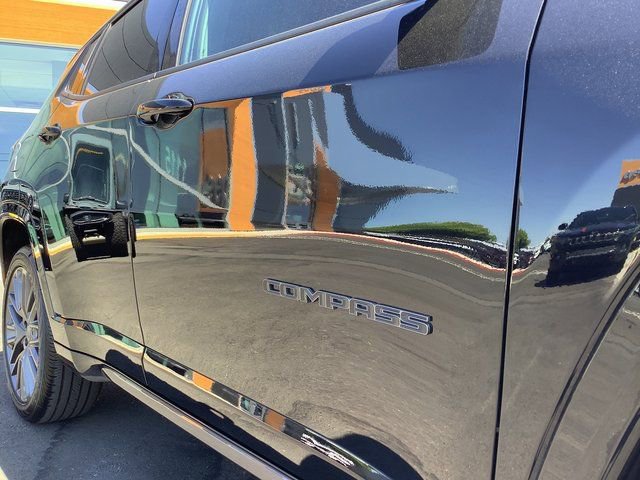 Used 2023 Jeep Compass High Altitude w/ Driver Assist Group I image 42