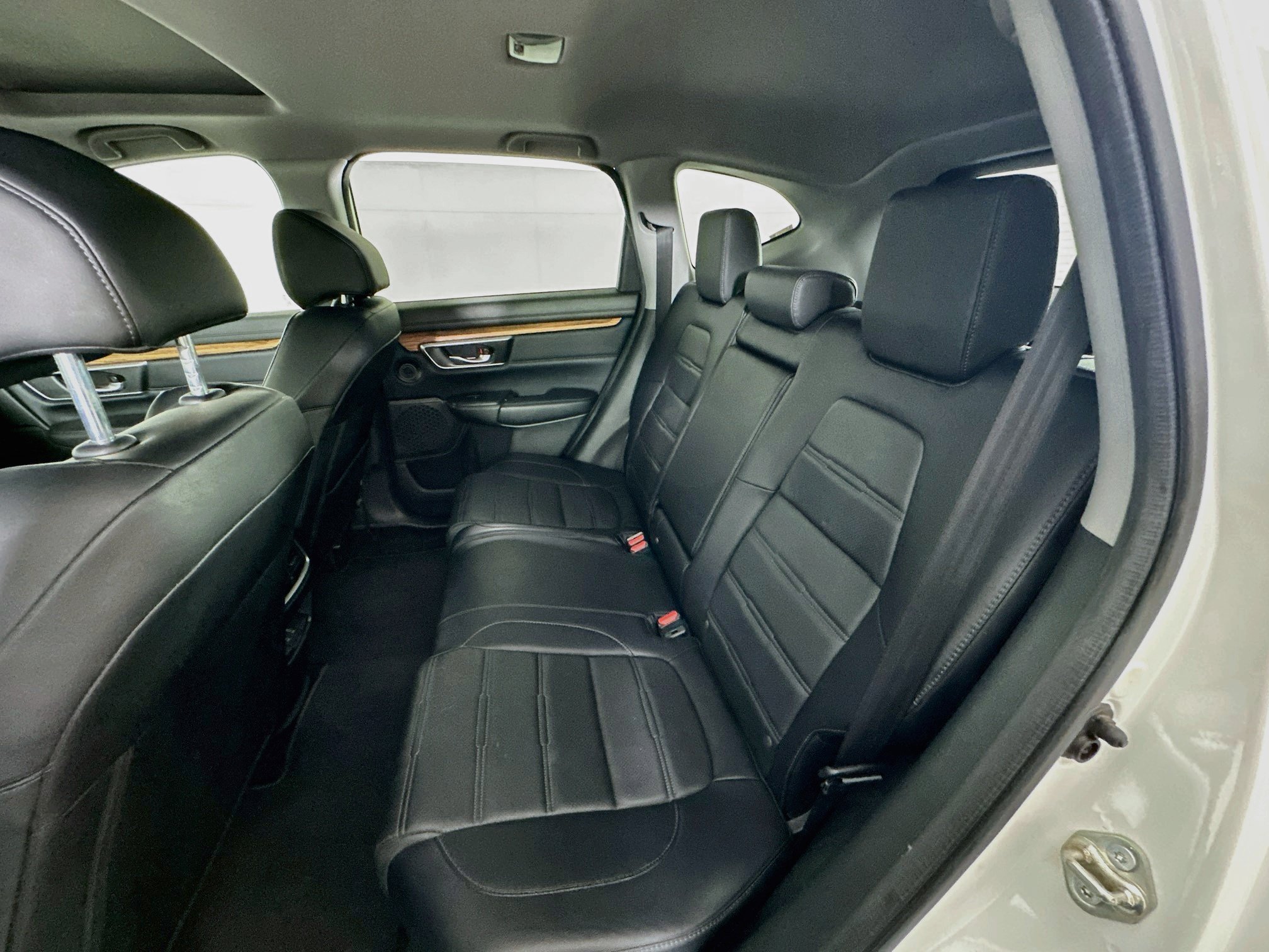 Used 2018 Honda CR-V Touring image 28