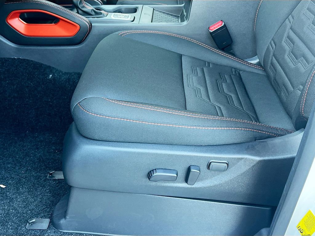 New 2026 Nissan Frontier PRO-4X w/ Pro-4x Convenience Package image 18