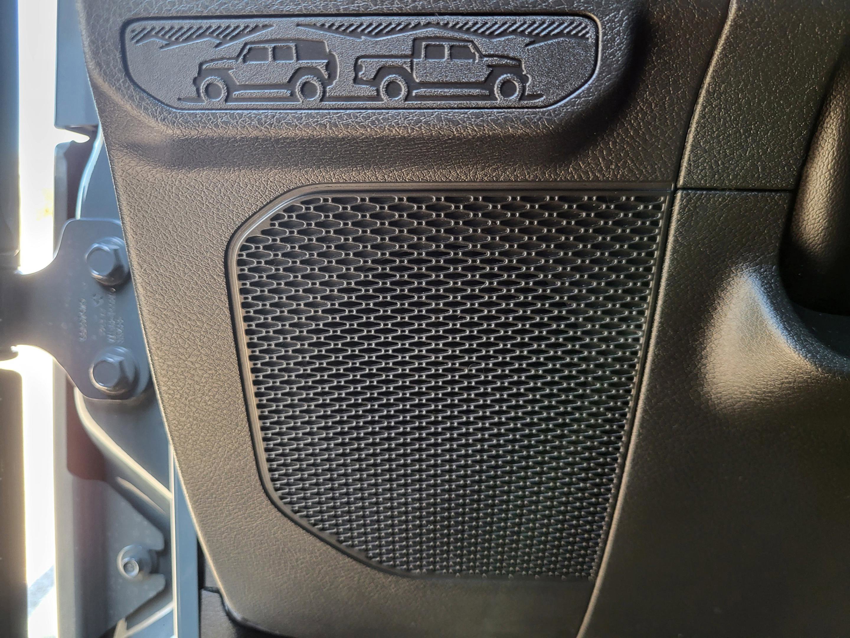 Used 2024 Jeep Wrangler Unlimited Rubicon w/ XTREMEE 35" Tire Package image 10