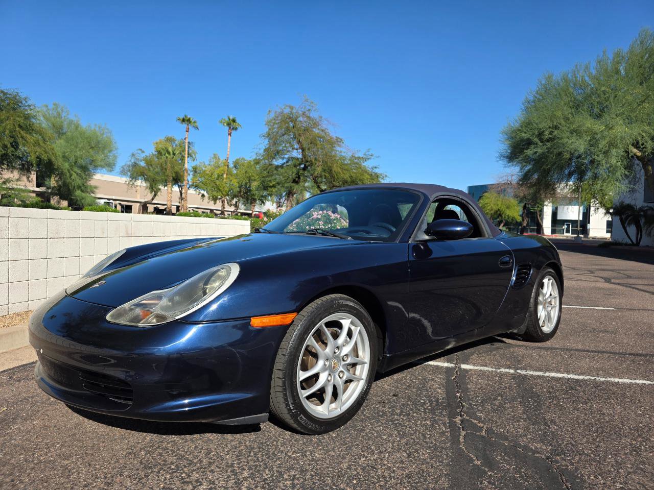 Used 2004 Porsche Boxster RWD image 2
