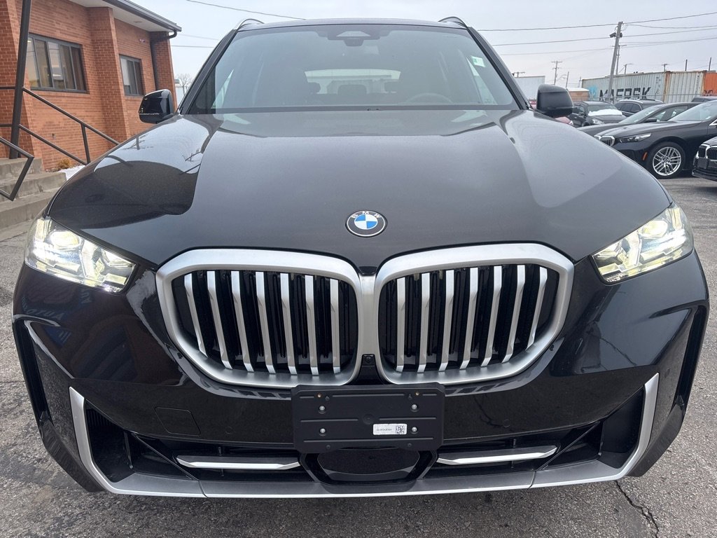 Used 2025 BMW X5 sDrive40i image 3