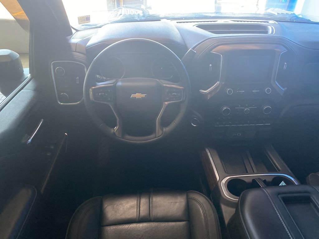 Used 2021 Chevrolet Silverado 3500 High Country w/ Technology Package image 6