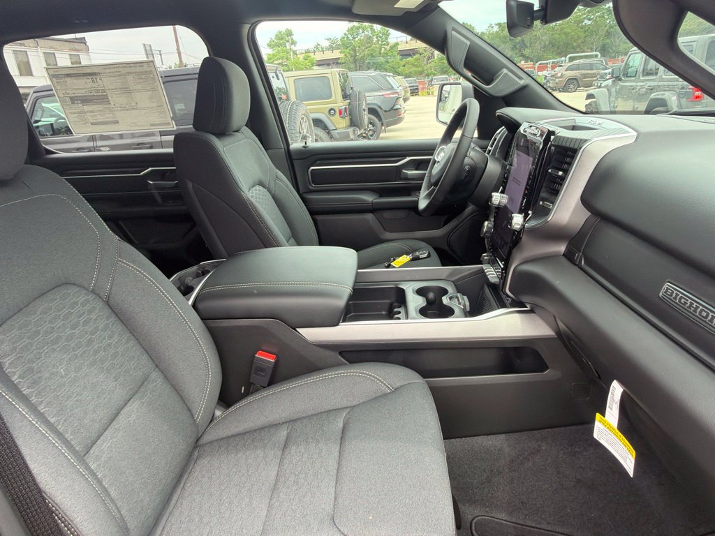 New 2026 RAM 1500 Big Horn AWD/4WD image 24