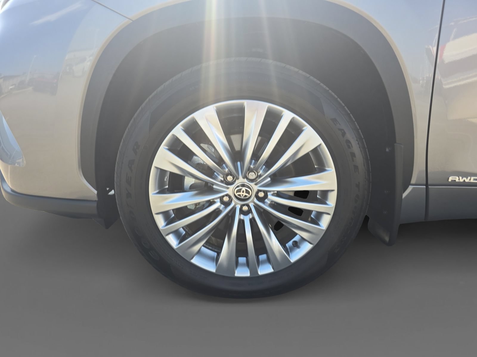 Certified 2026 Toyota Highlander Platinum AWD/4WD image 14
