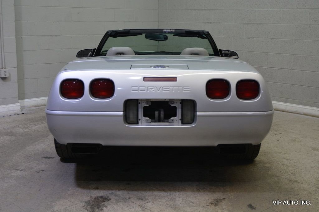 Used 1996 Chevrolet Corvette Convertible image 33