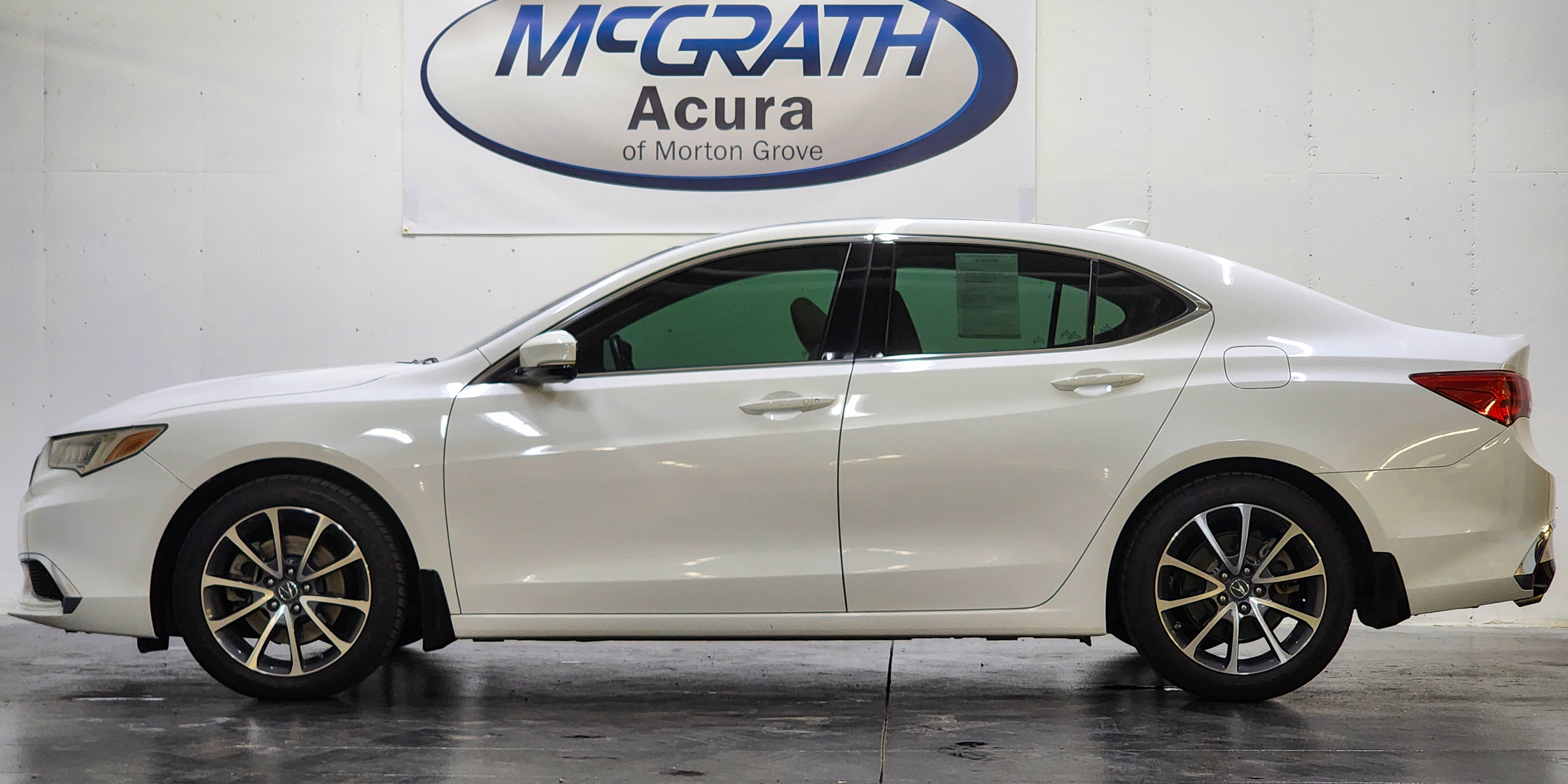 Used 2018 Acura TLX V6 image 9