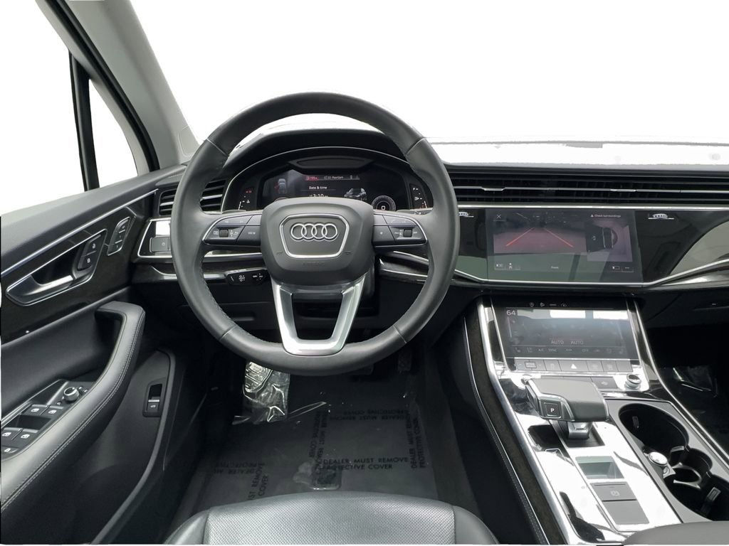 Used 2023 Audi Q7 2.0T Premium Plus w/ Premium Plus Package AWD/4WD image 38