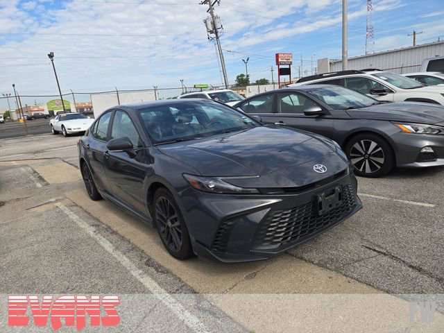 Used 2025 Toyota Camry SE