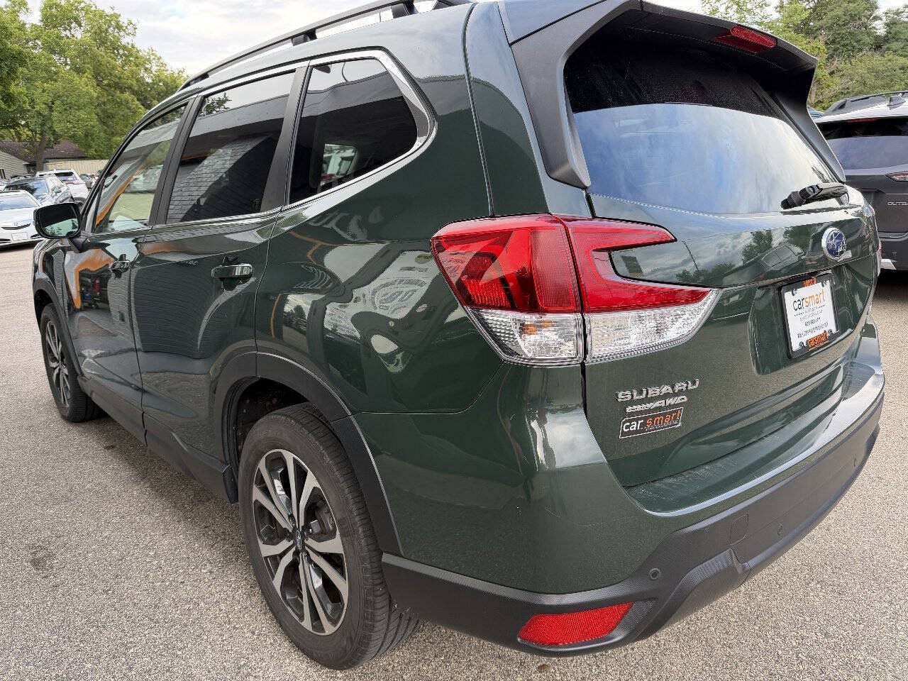 Used 2022 Subaru Forester Limited AWD/4WD image 7