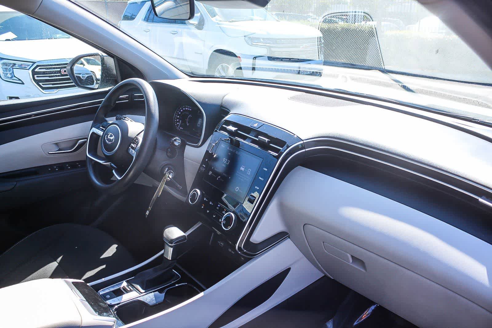 Certified 2023 Hyundai Tucson SE image 22