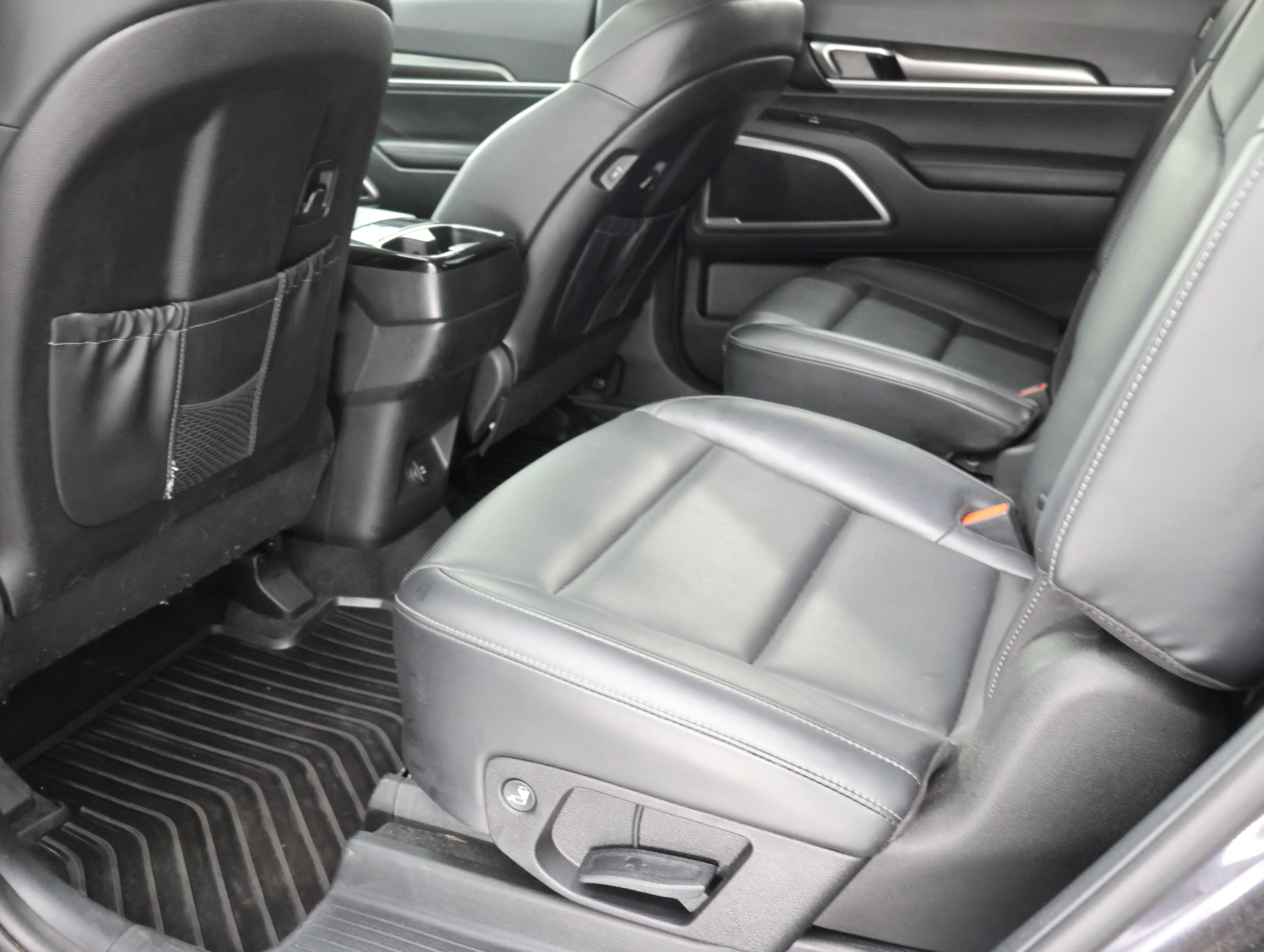 Used 2025 Kia Telluride S AWD/4WD image 9