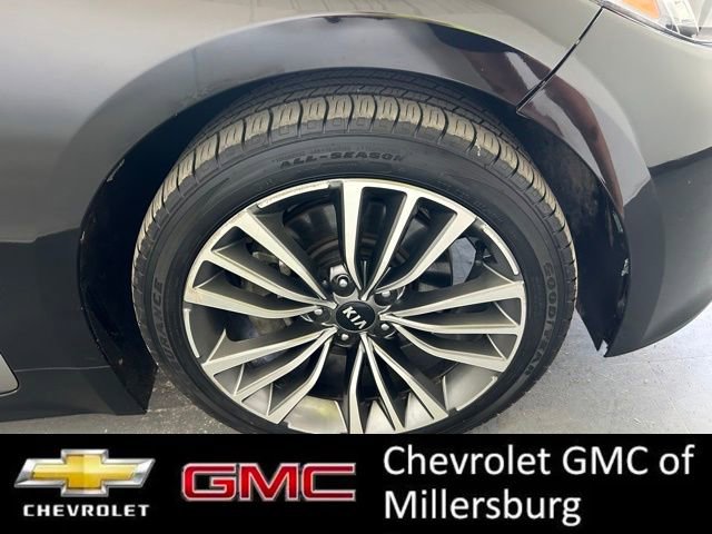Used 2018 Kia Stinger AWD/4WD image 9