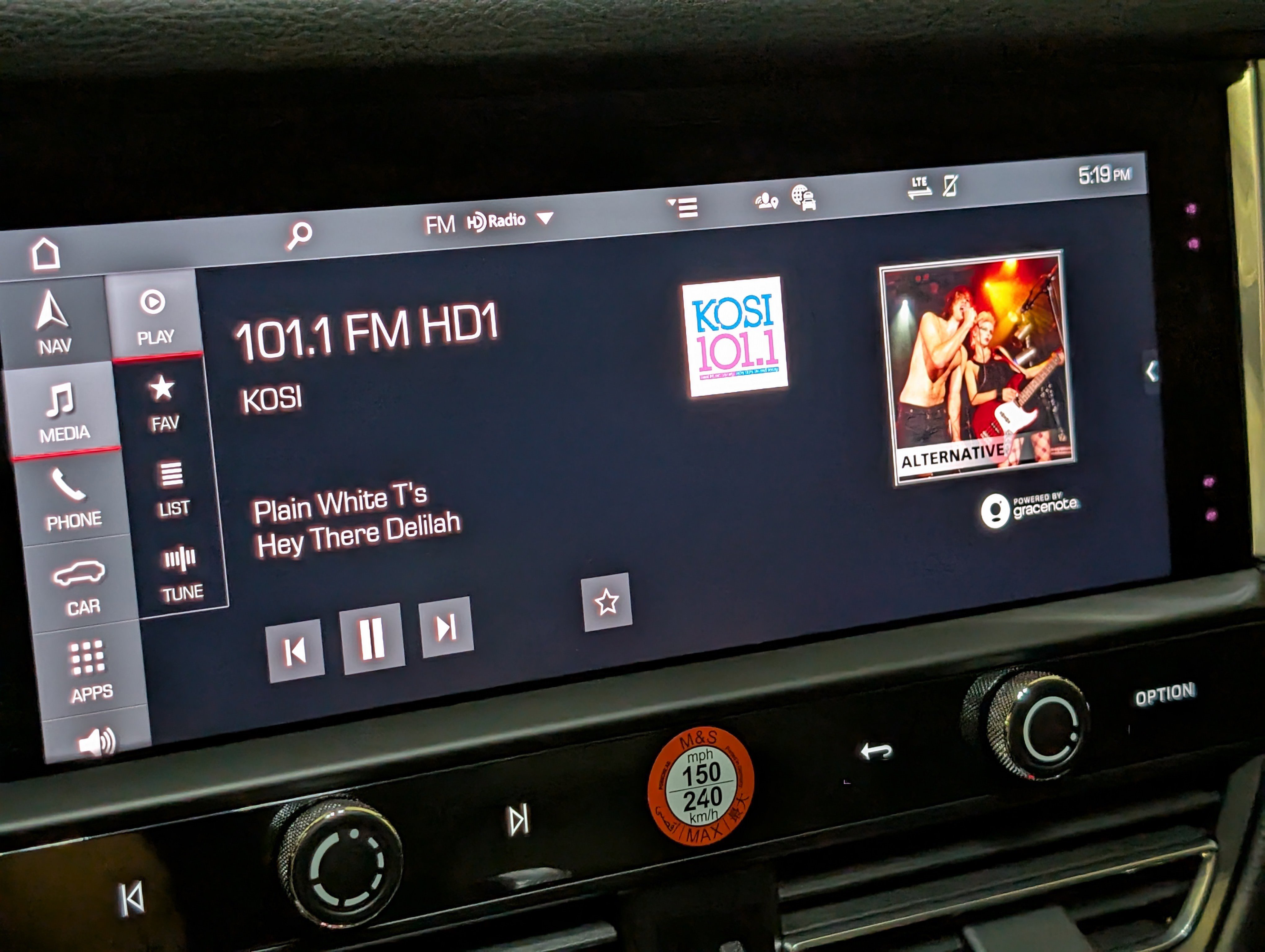 Certified 2025 Porsche Macan image 36