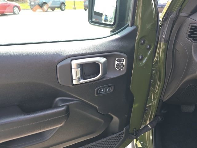 Used 2020 Jeep Wrangler Unlimited Sport image 13