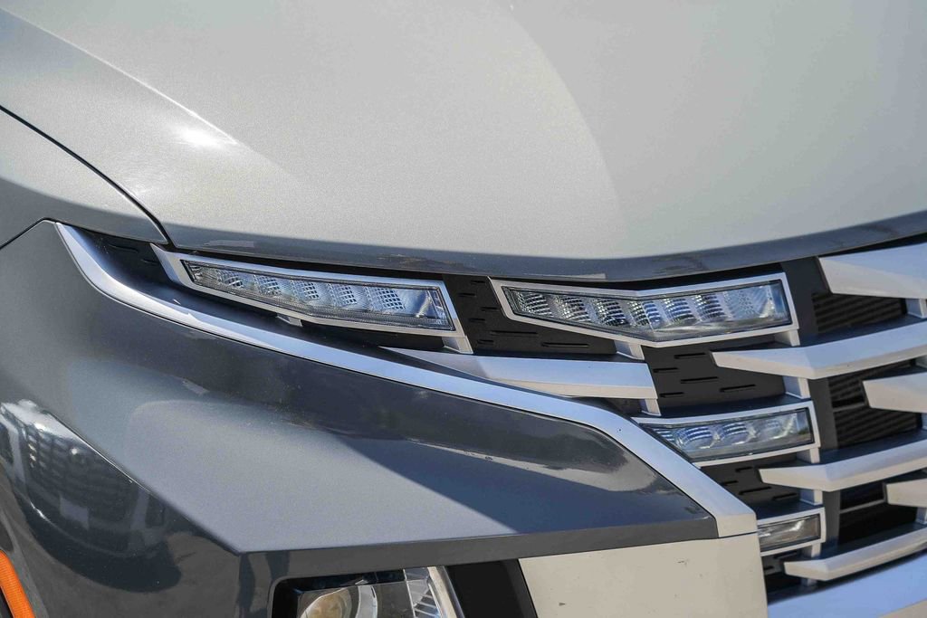 Used 2022 Hyundai Santa Cruz SEL AWD/4WD image 2