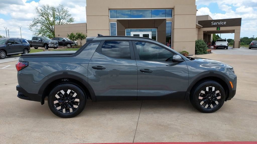 Certified 2025 Hyundai Santa Cruz SEL image 2