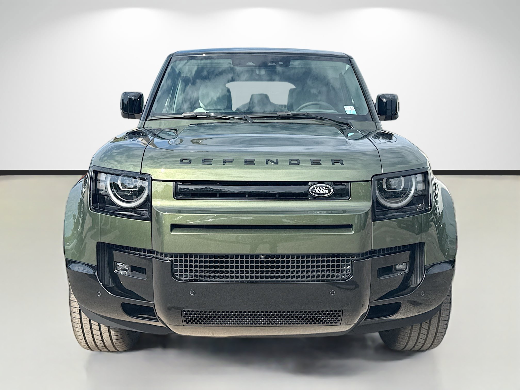New 2026 Land Rover Defender 110 X-Dynamic SE AWD/4WD image 8