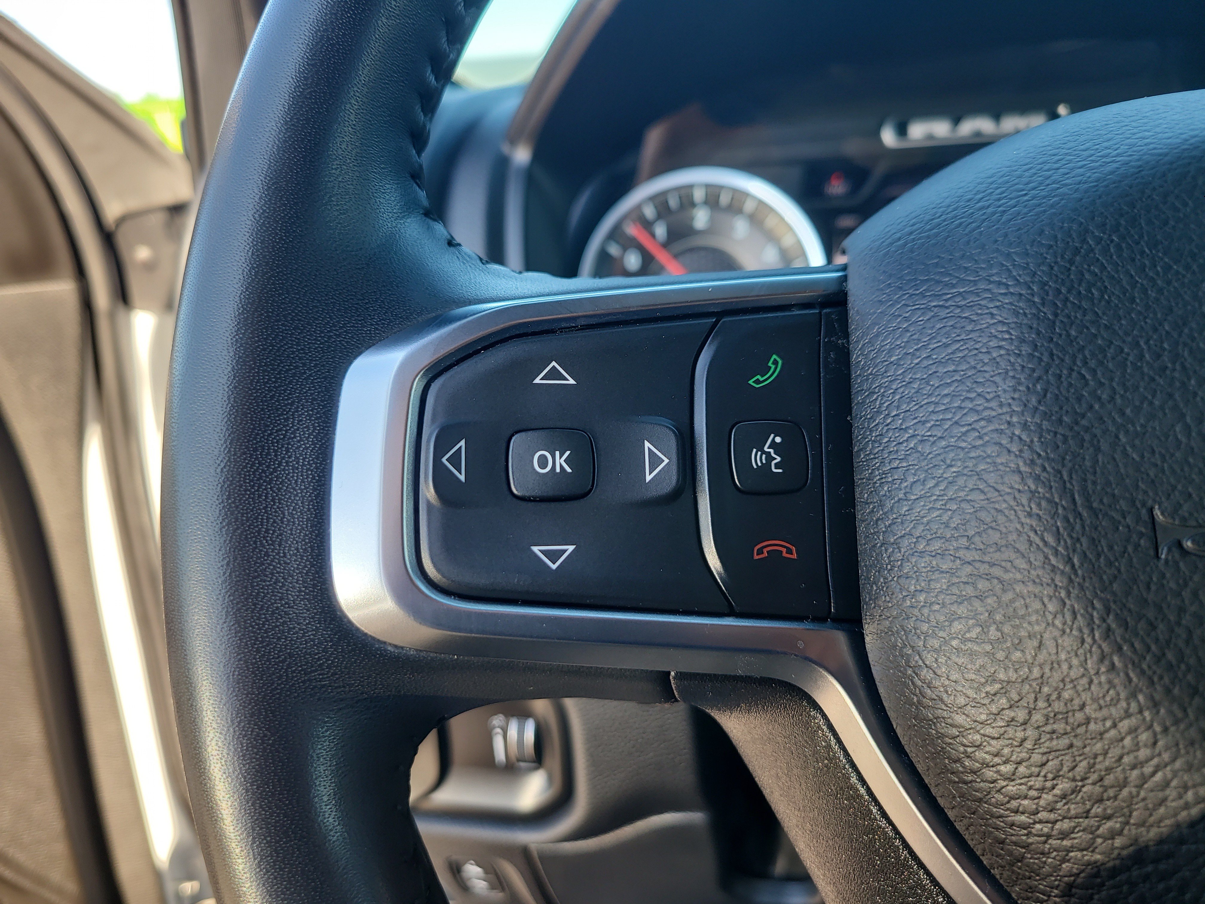Used 2024 RAM 1500 Big Horn AWD/4WD image 28