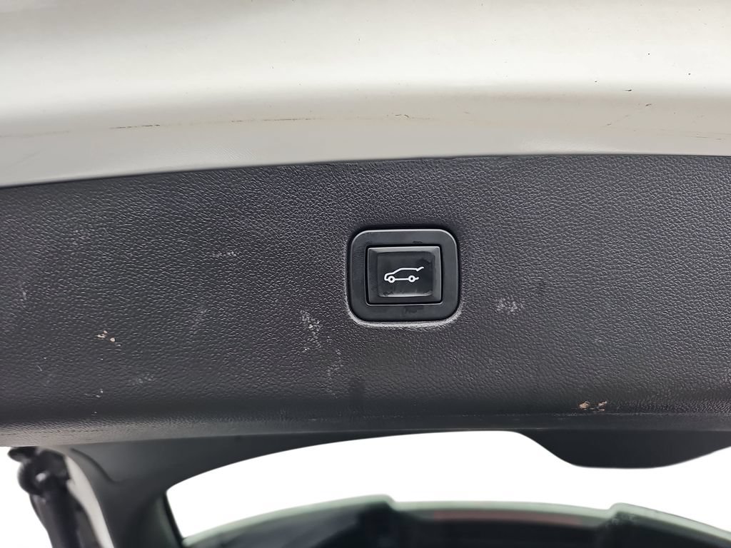 Used 2019 Chevrolet Blazer RS w/ LPO, Floor Liner Package FWD image 33