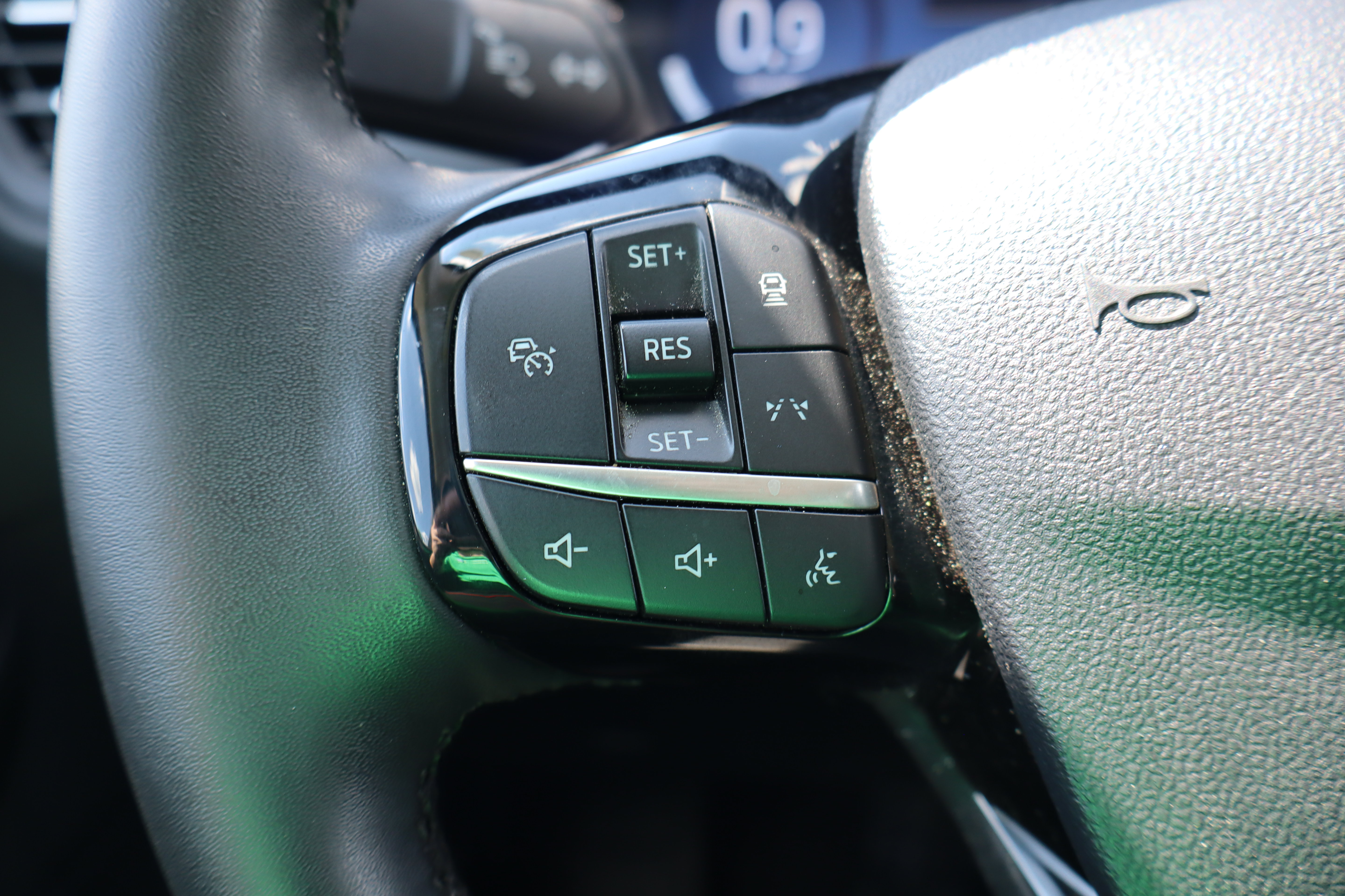 Used 2024 Ford Escape Active w/ Tech Pack #2 AWD/4WD image 19