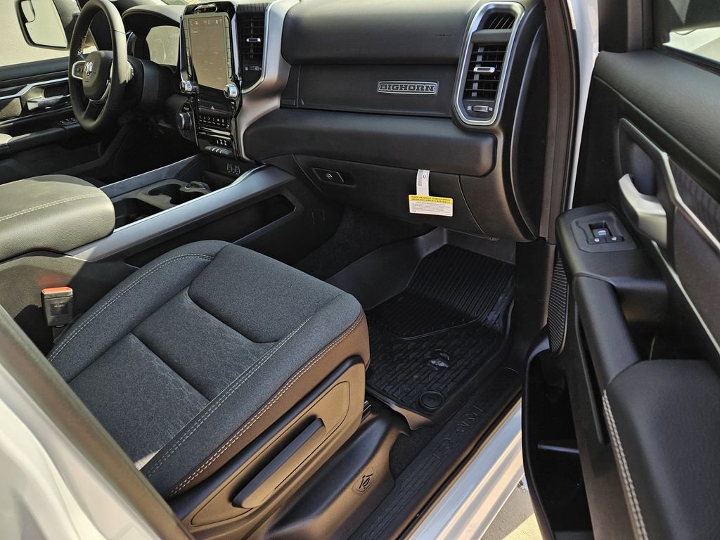 New 2026 RAM 1500 2WD Crew Cab image 8