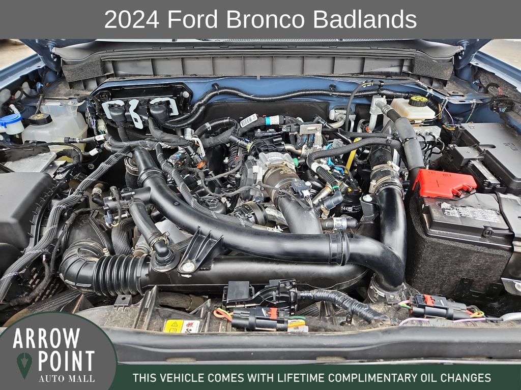 Used 2024 Ford Bronco Badlands AWD/4WD image 14
