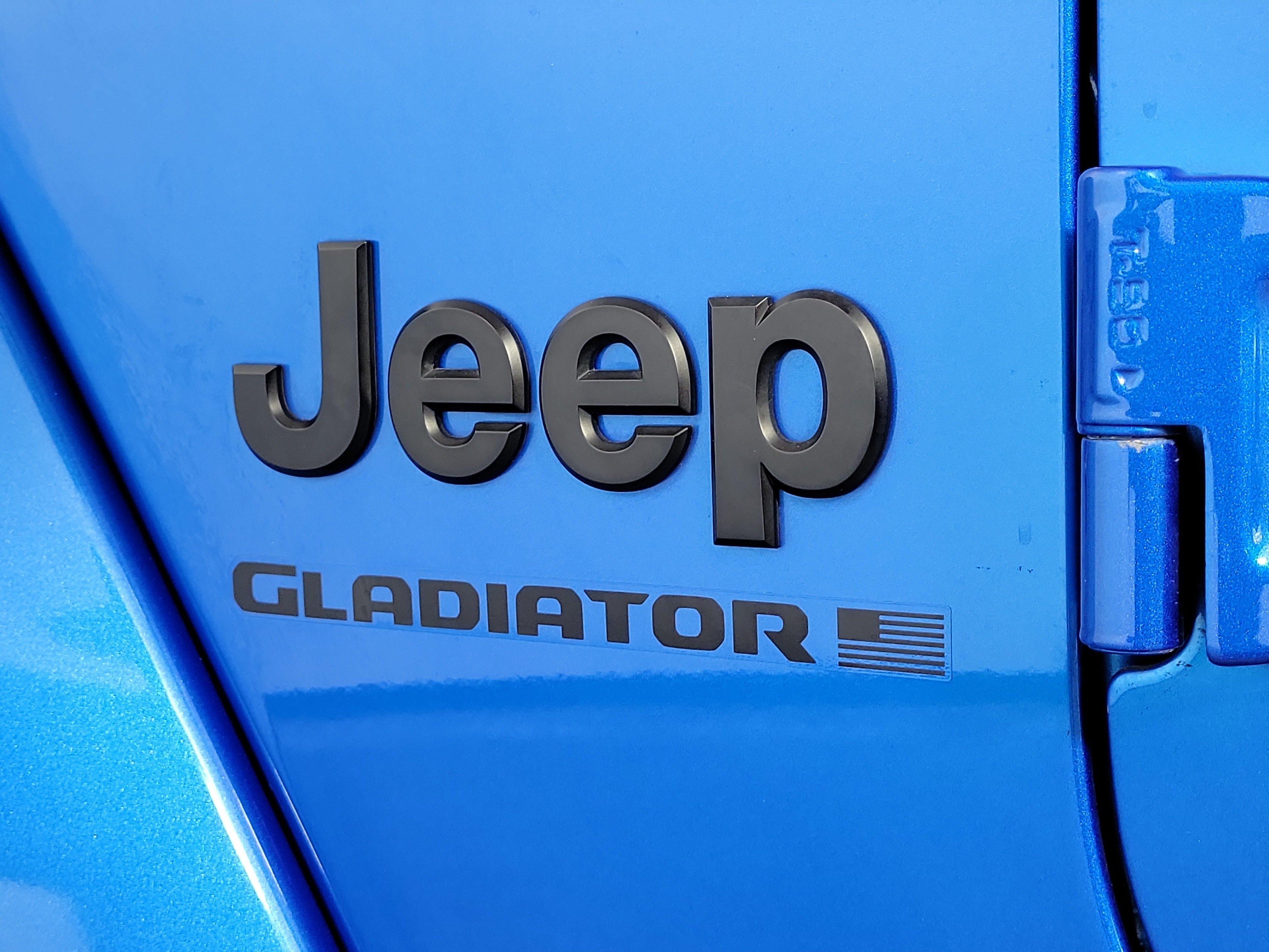 Used 2024 Jeep Gladiator Overland AWD/4WD image 8
