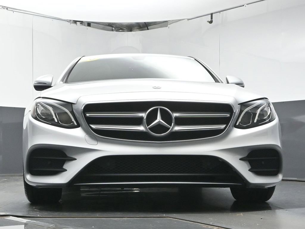 Used 2020 Mercedes-Benz E 350 Sedan w/ Premium Package image 32