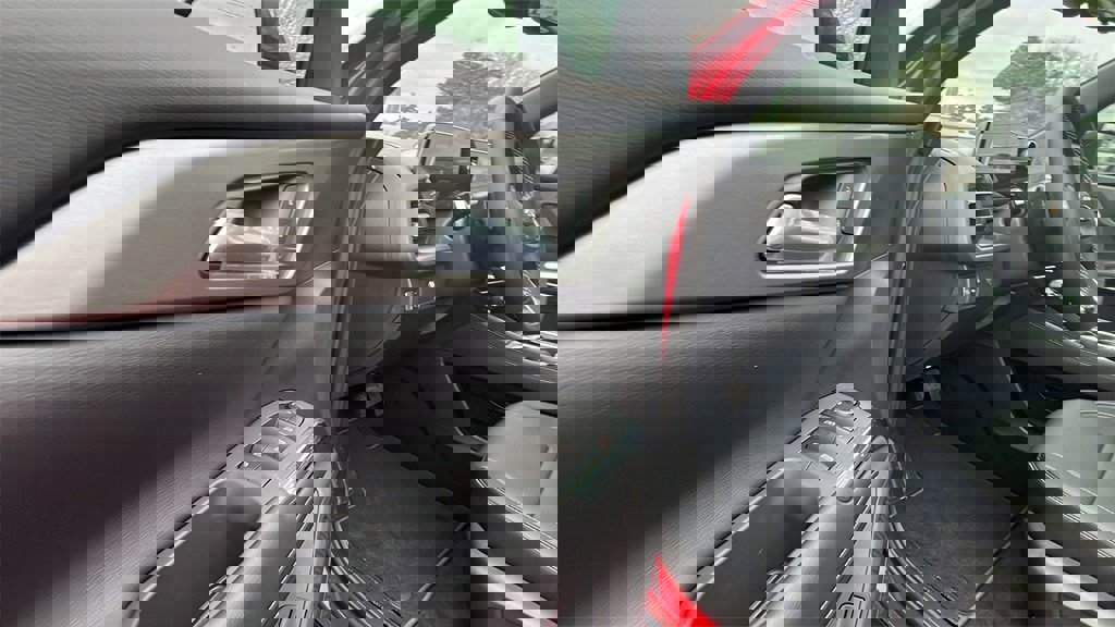 New 2026 Chevrolet Traverse LT w/ Sun and Wheel Package image 12