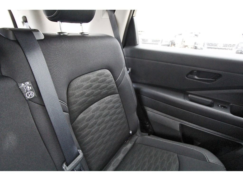 Certified 2024 Nissan Pathfinder S FWD image 12