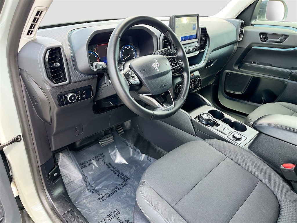 Used 2024 Ford Bronco Sport Badlands image 9