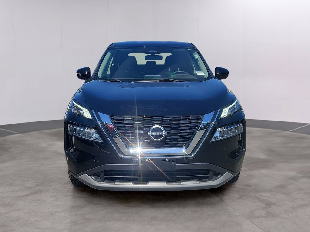 Used 2023 Nissan Rogue SV AWD/4WD image 2