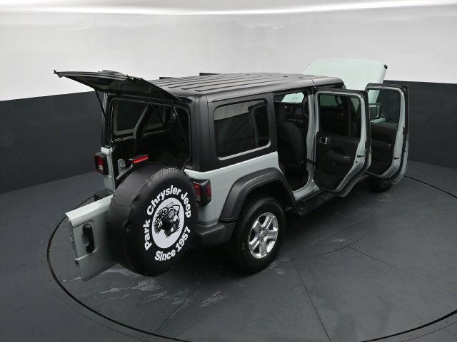 Used 2023 Jeep Wrangler Unlimited Sport AWD/4WD image 30