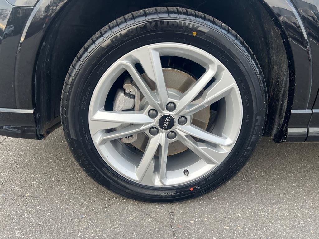 Used 2023 Audi Q3 2.0T Premium Plus w/ Premium Plus Package image 9