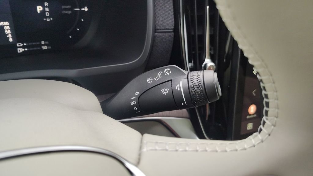 New 2026 Volvo XC90 T8 Ultra w/ Protection Package Premier image 16