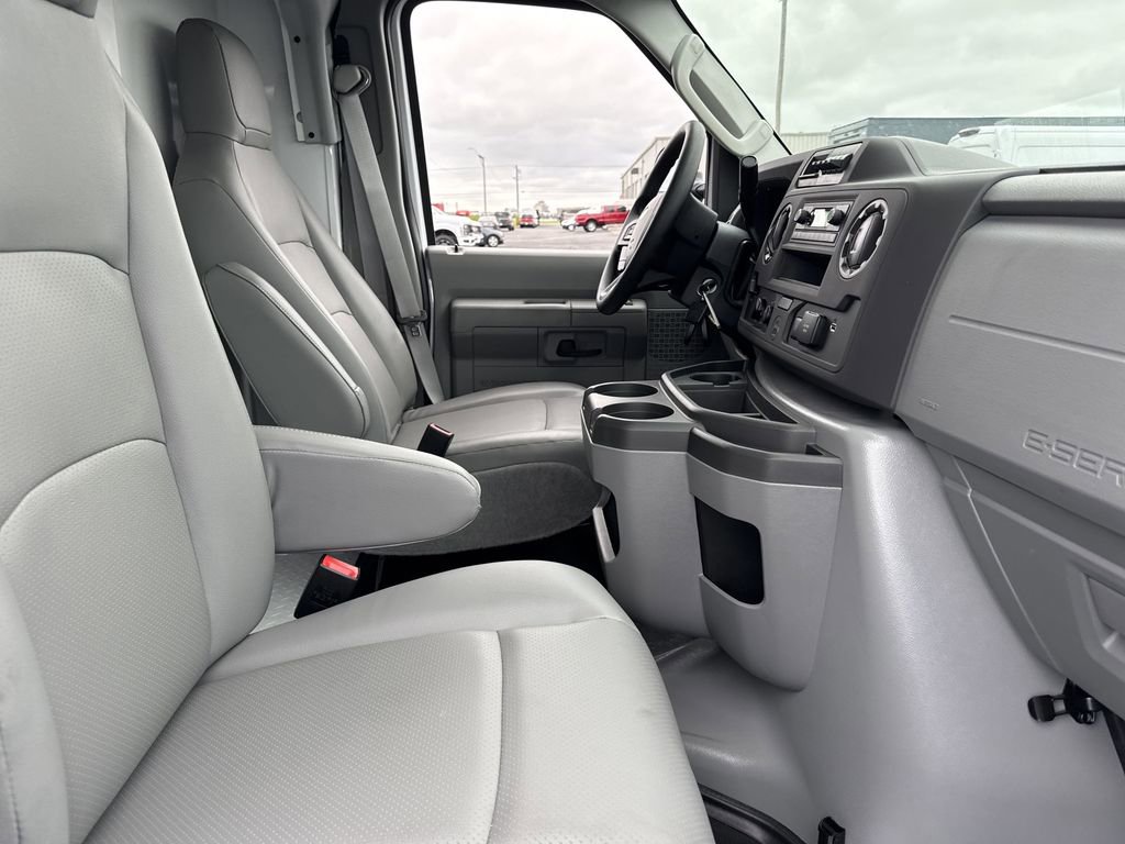 New 2026 Ford E-350 and Econoline 350 Super Duty w/ Power Equipment Group image 14