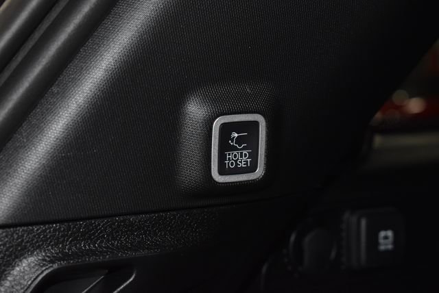 New 2025 Jeep Grand Cherokee Altitude image 33