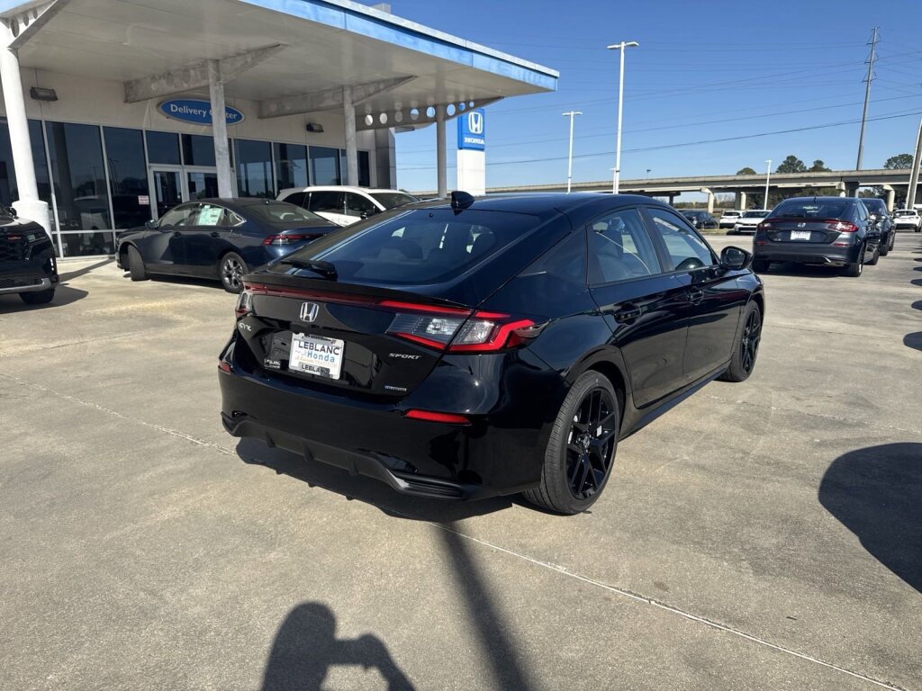 Certified 2025 Honda Civic Sport image 3