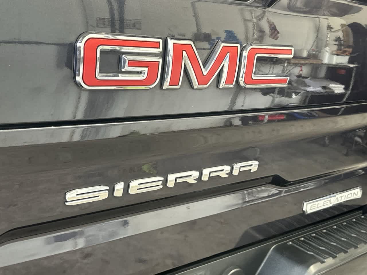 Used 2024 GMC Sierra 1500 Elevation AWD/4WD image 10