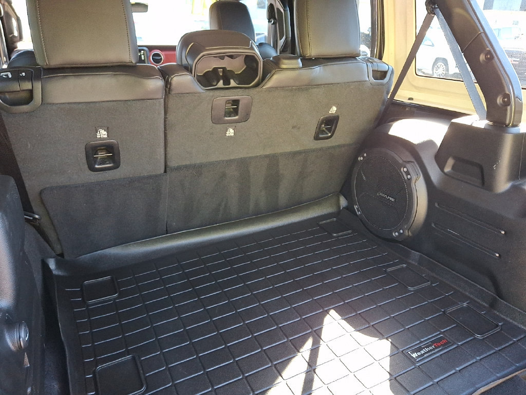 Used 2021 Jeep Wrangler Unlimited Rubicon w/ Dual Top Group AWD/4WD image 29